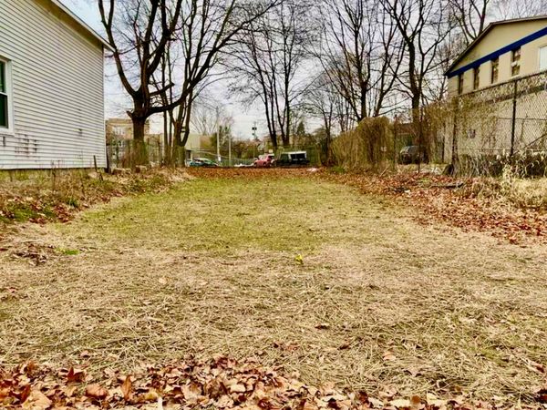 36 Smith Street , Poughkeepsie, NY 12601