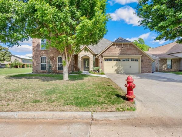 3112 N Eagle Lane, Bethany, OK 73008