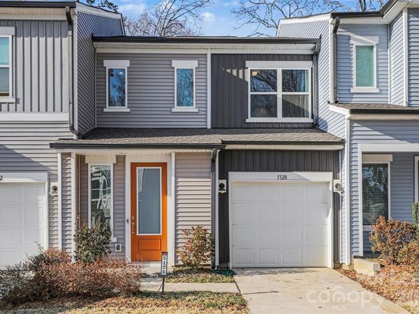 5128 Somerset Hill Lane , Charlotte, NC 28269