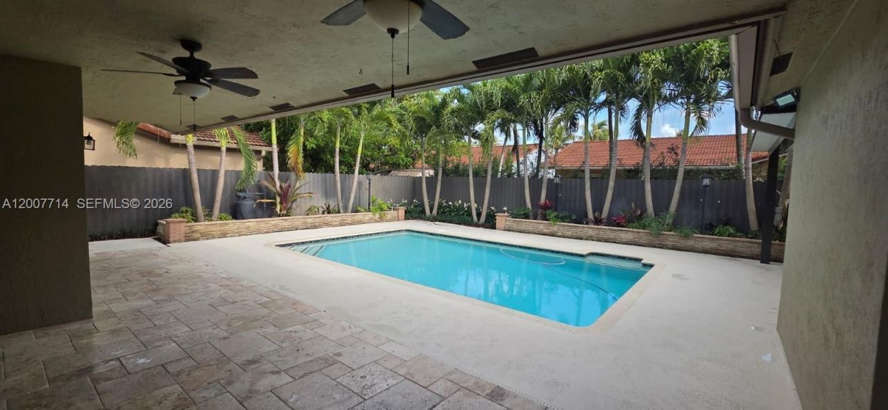 15412 SW 177th Ter , Miami, FL 33187 Photo