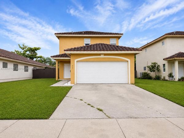 841 SW 6th St , Florida City, FL 33034
