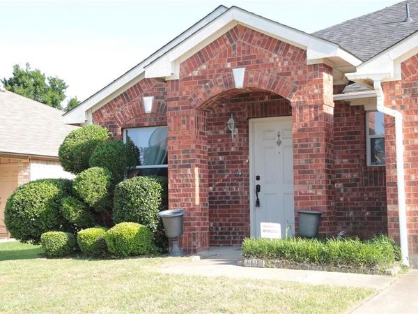 2059 La Salle Trail, Grand Prairie, TX 75052