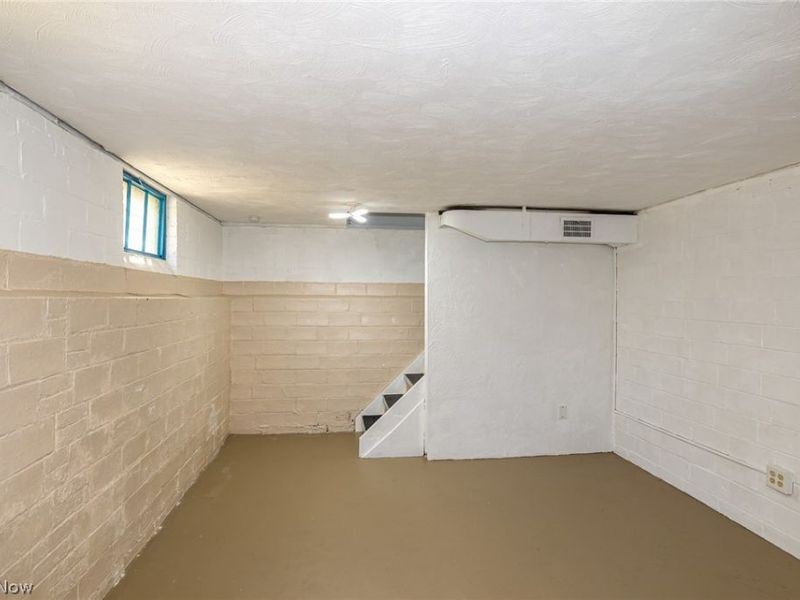 3268 W 142nd Street, Cleveland, OH 44111 Photo 26