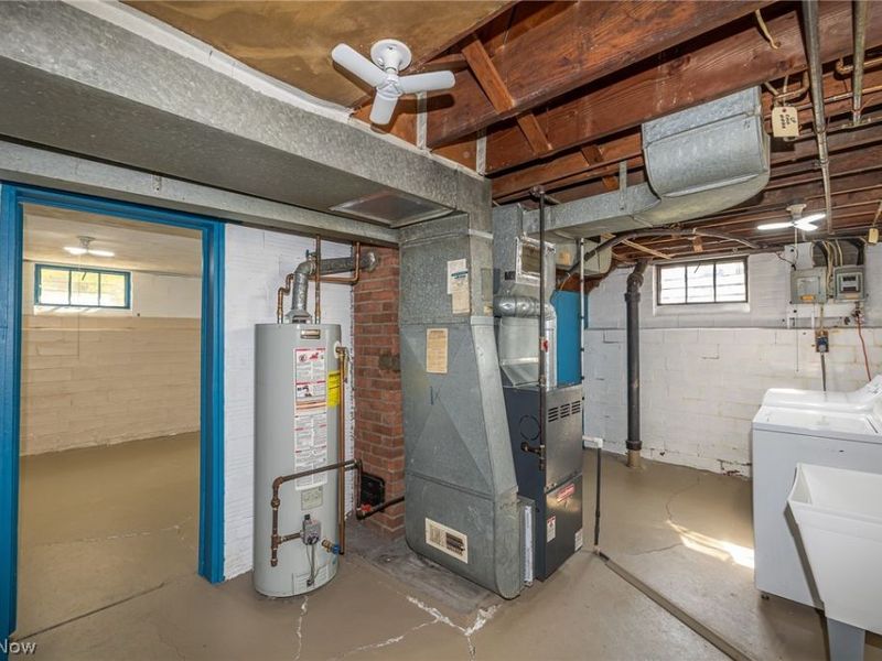 3268 W 142nd Street, Cleveland, OH 44111 Photo 28