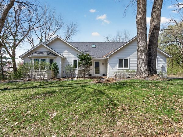 1207 Birch Street , Saint Paul, MN 55119