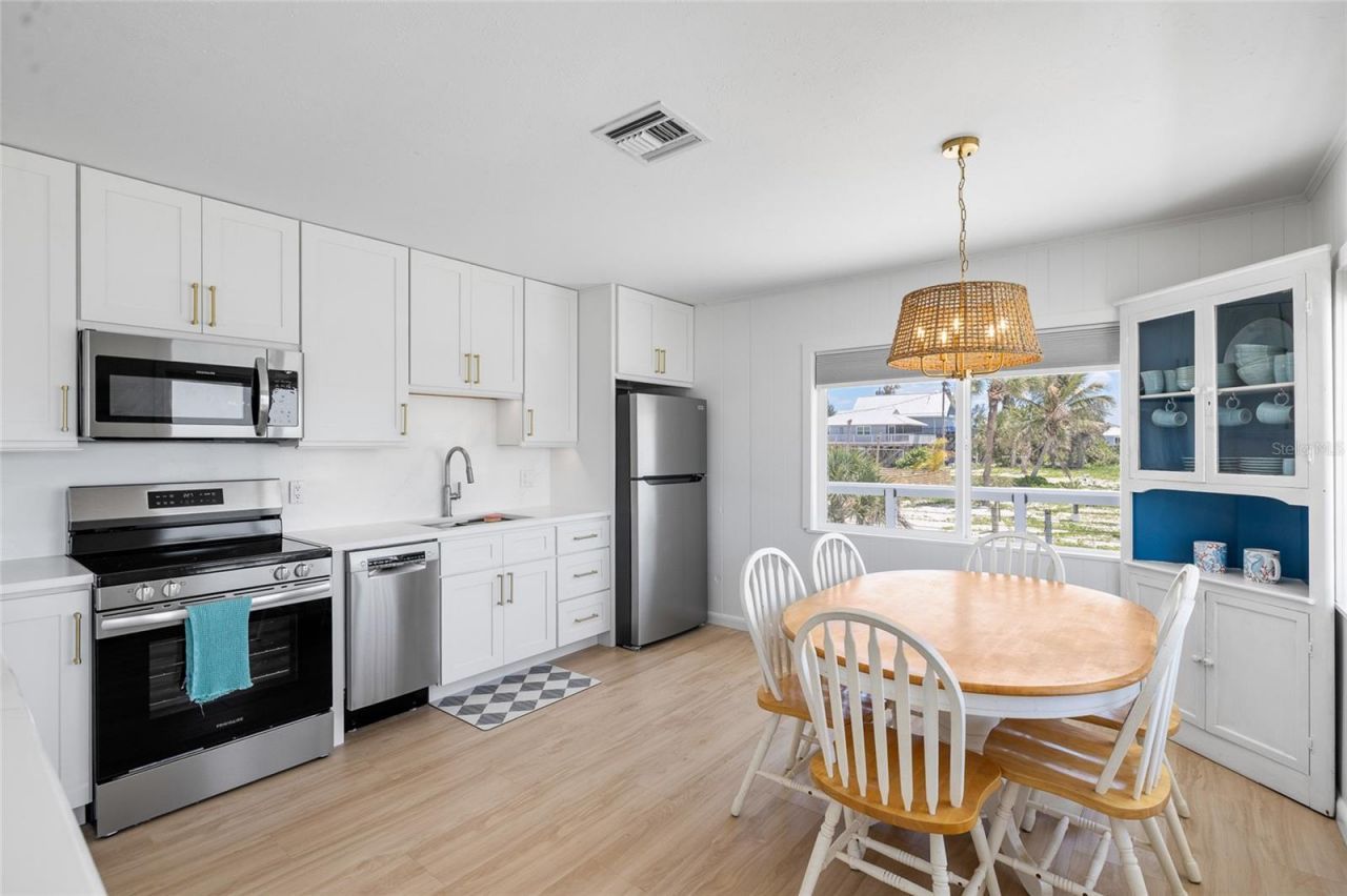 8356 Little Gasparilla Island , Placida, FL 33946 Photo