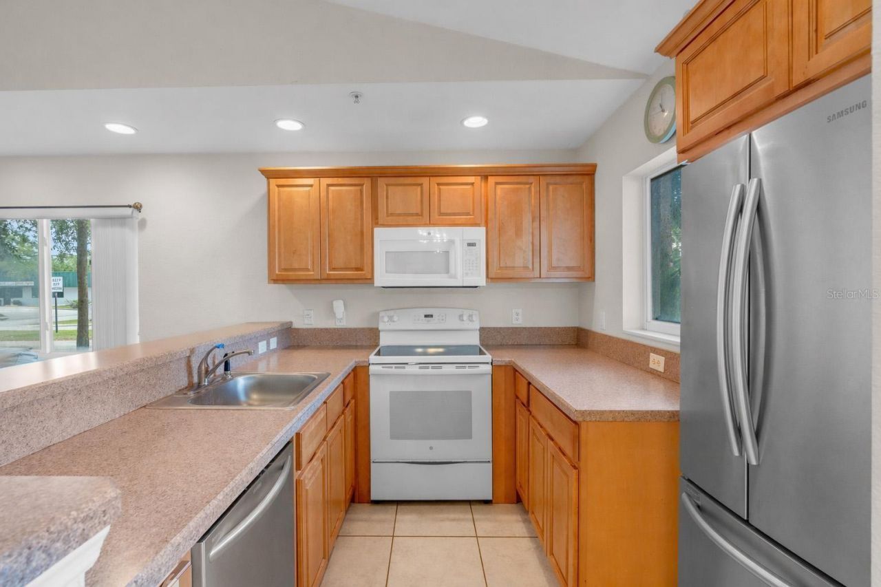 545 Wayne Avenue , New Smyrna Beach, FL 32168 Photo