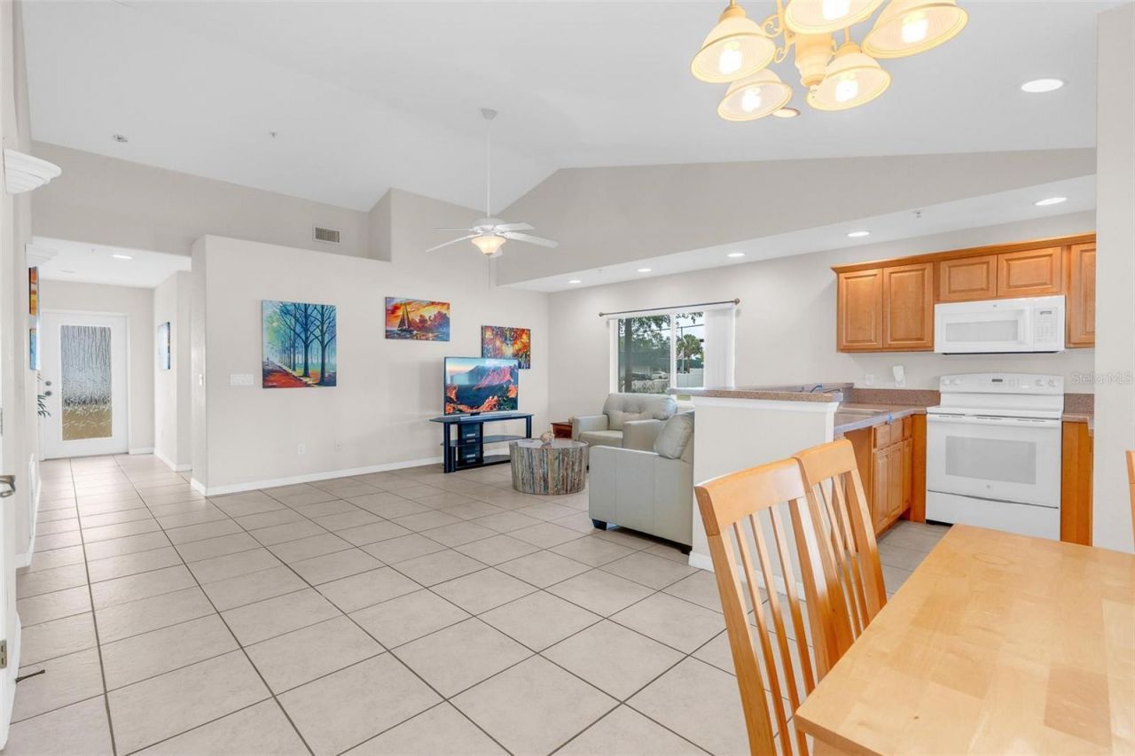 545 Wayne Avenue , New Smyrna Beach, FL 32168 Photo