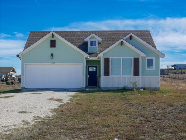 1351 County Road 419, Taylor, TX 76574