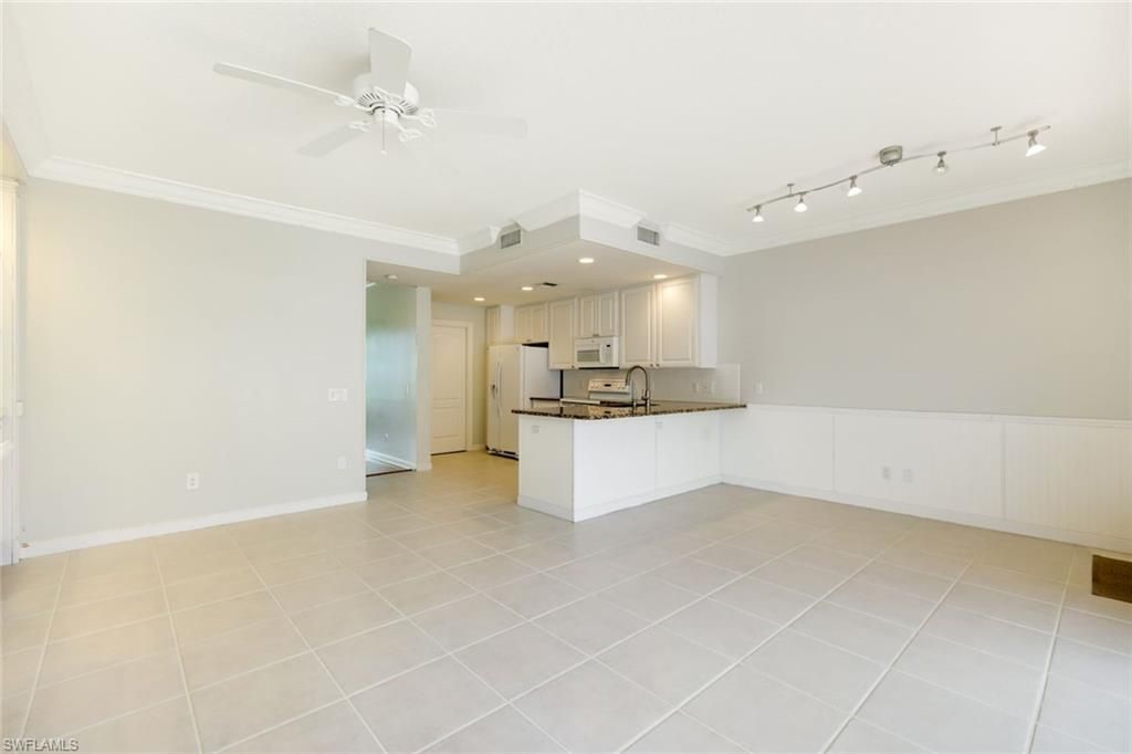 6124 Towncenter Cir, Naples, FL 34119 Photo