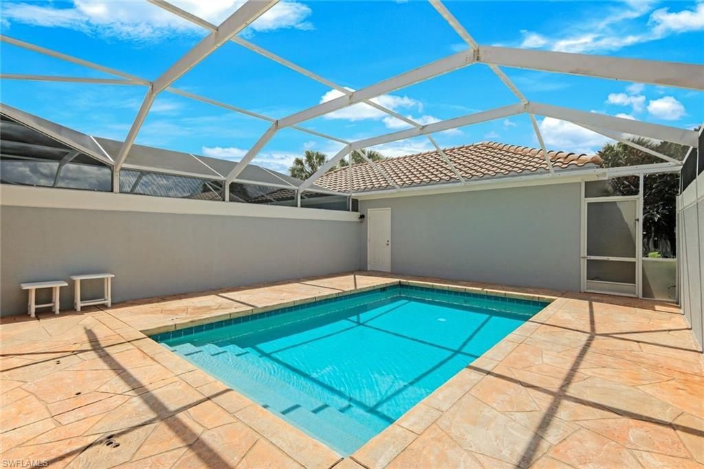 6124 Towncenter Cir, Naples, FL 34119 Photo