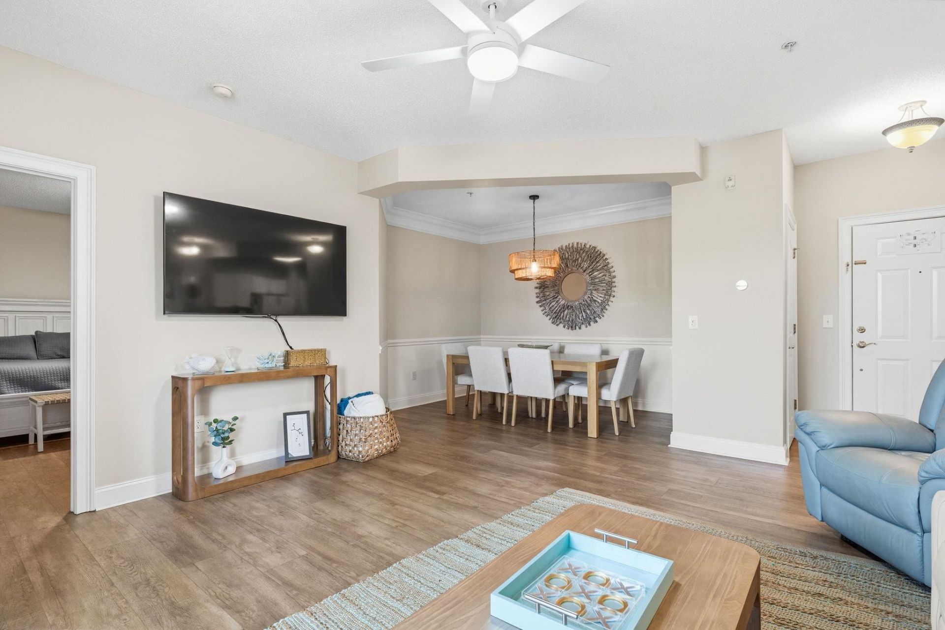6203 Catalina Dr. Photo 4
