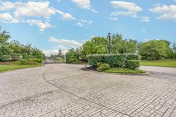 221 Wahee Pl.  photo 4