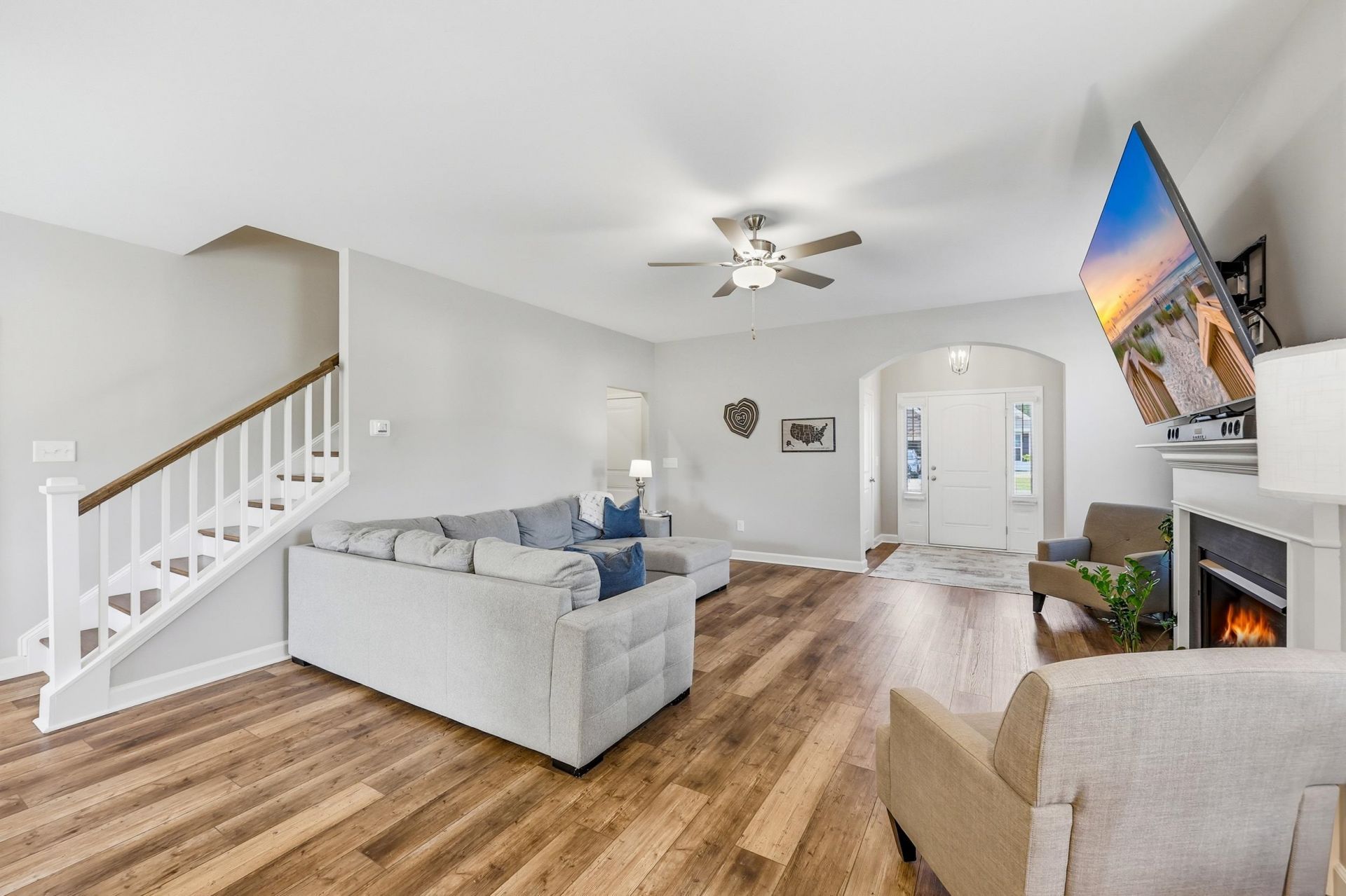 276 Sundew Loop Photo 12