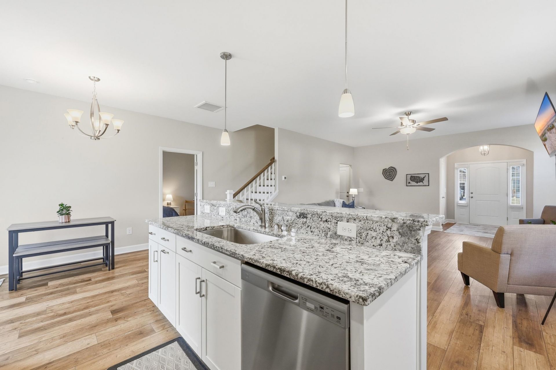 276 Sundew Loop Photo 21