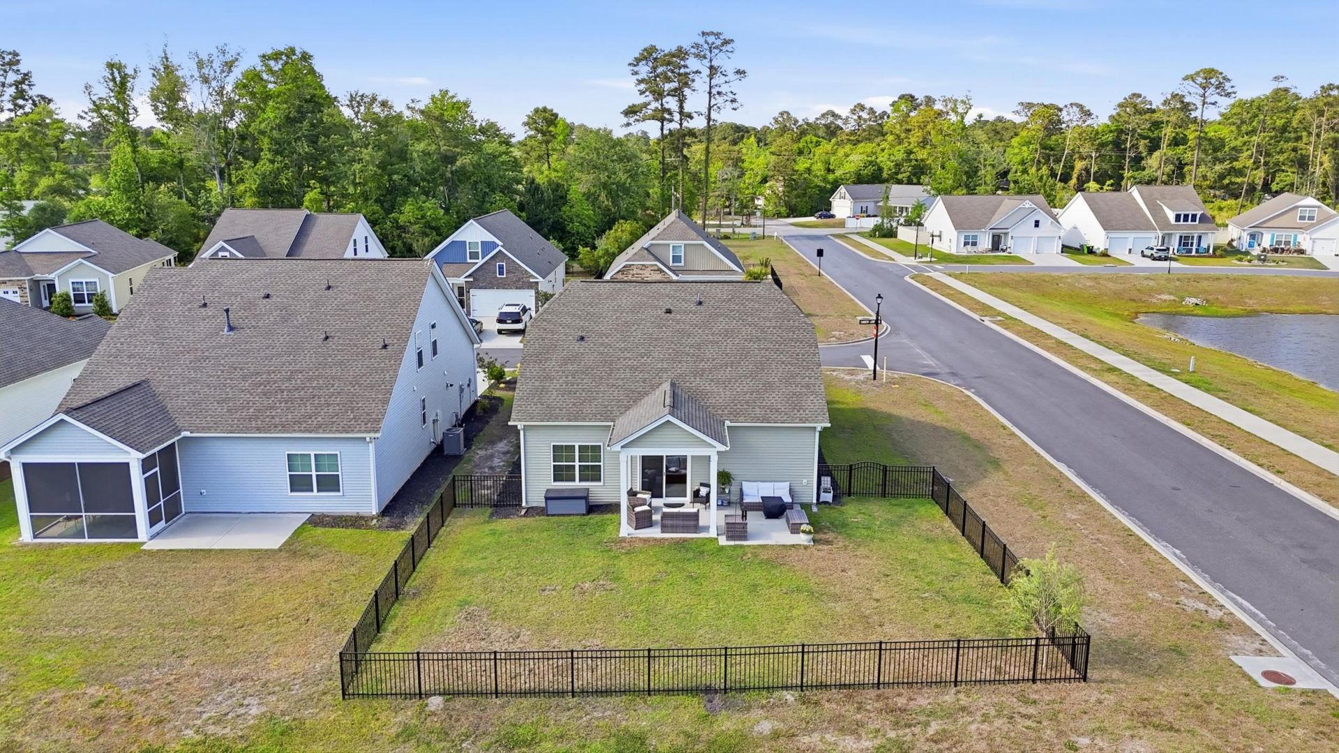 276 Sundew Loop Photo 47