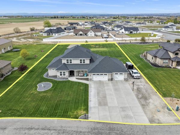 2464 E 3719, Twin Falls, ID 83301