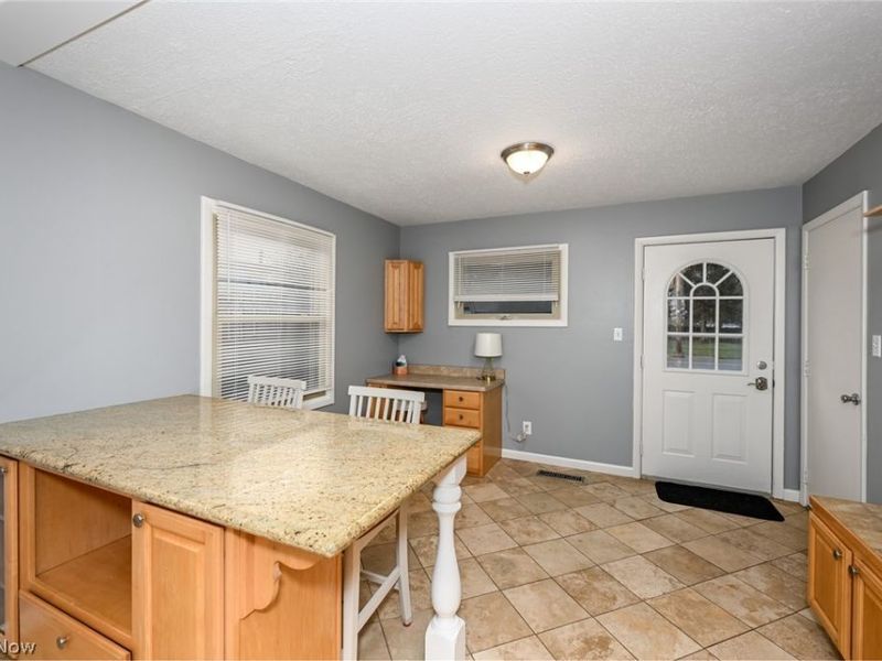 287 Edgewood Drive, Berea, OH 44017 Photo 10