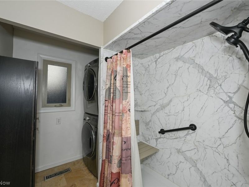 287 Edgewood Drive, Berea, OH 44017 Photo 13