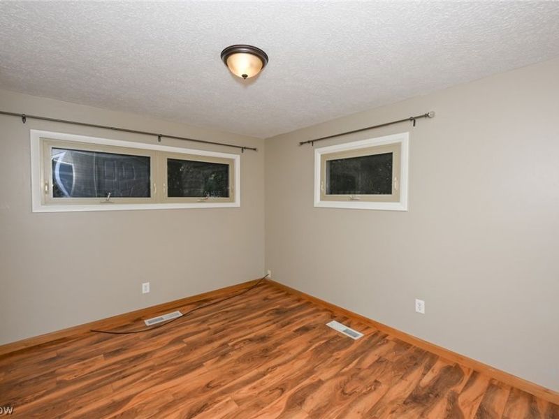 287 Edgewood Drive, Berea, OH 44017 Photo 15