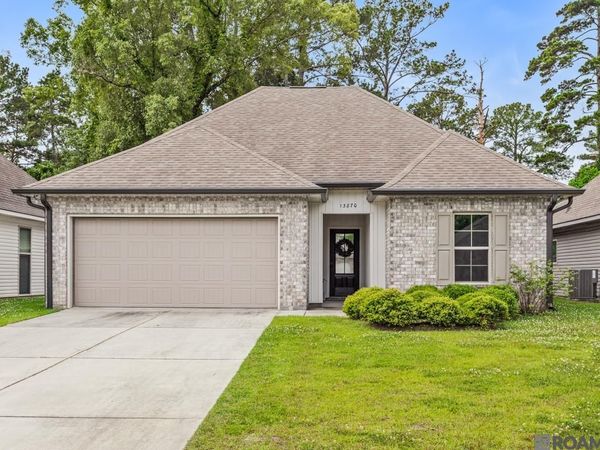 13870 Colt Dr, Denham Springs, LA 70726