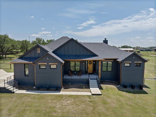 205 Retama Tree TRCE, Liberty Hill, TX 78642