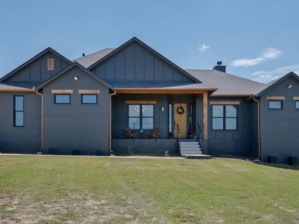 205 Retama Tree TRCE, Liberty Hill, TX 78642