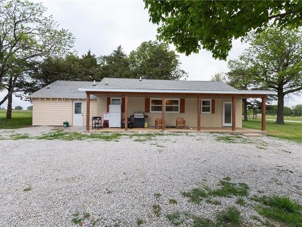 5831 CR 5900 Road, Cherryvale, KS 67335