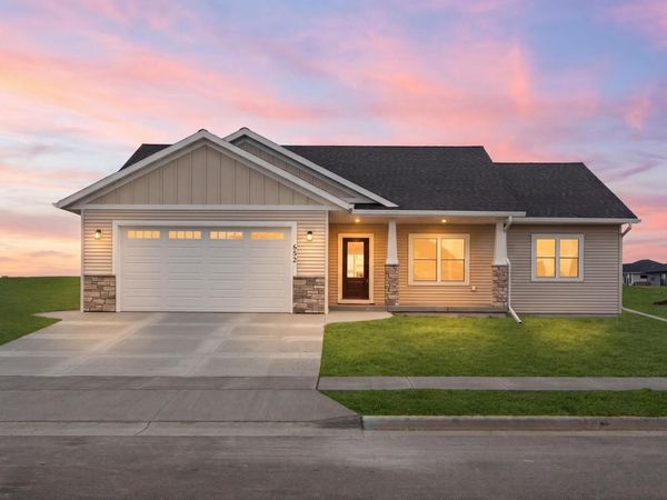 652 Boone Ln, Holmen, WI 54636