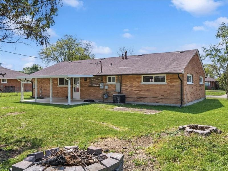 2303 Owendale Drive, West Carrollton, OH 45439 Photo 7