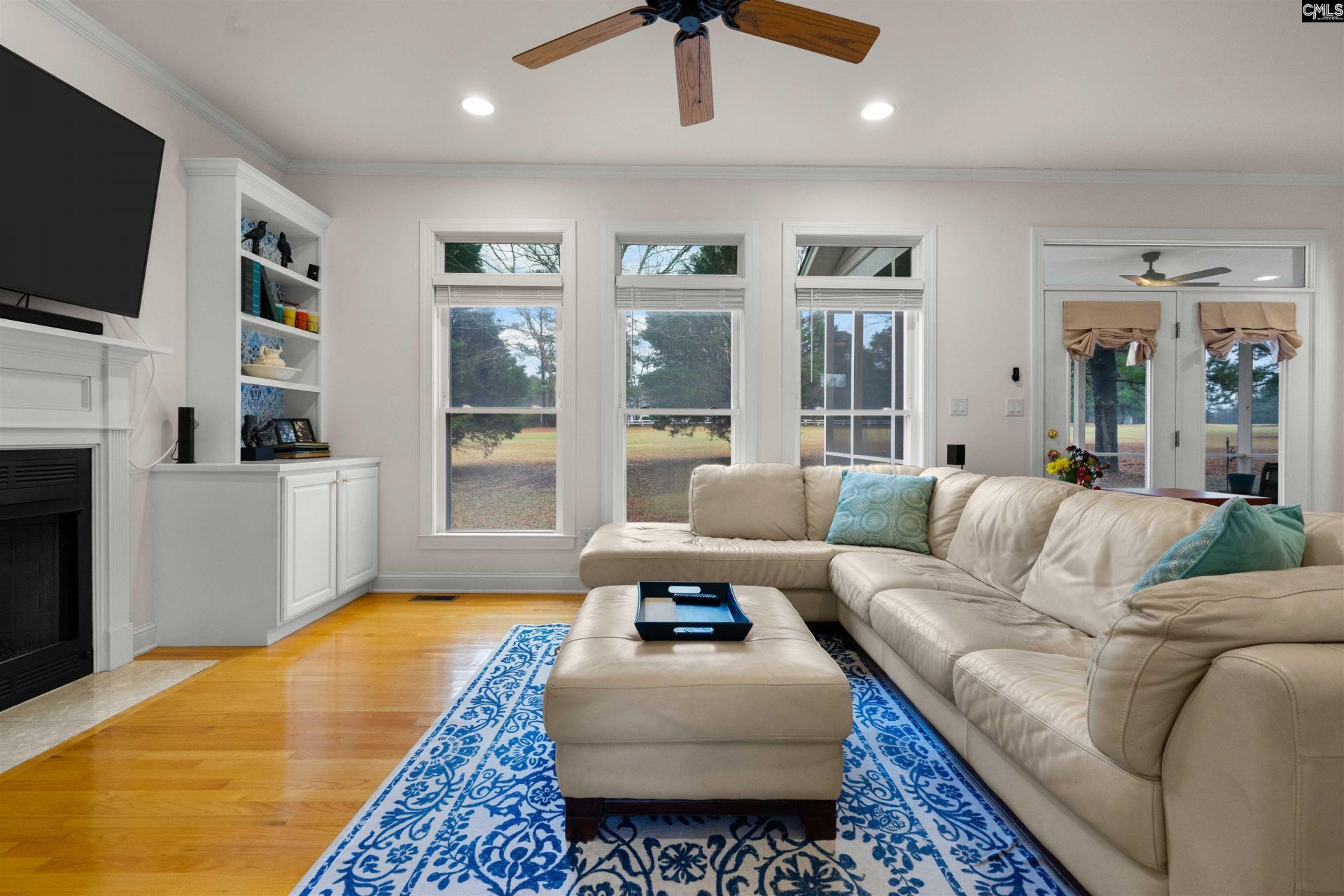 1480 Country Club Circle  Photo 12