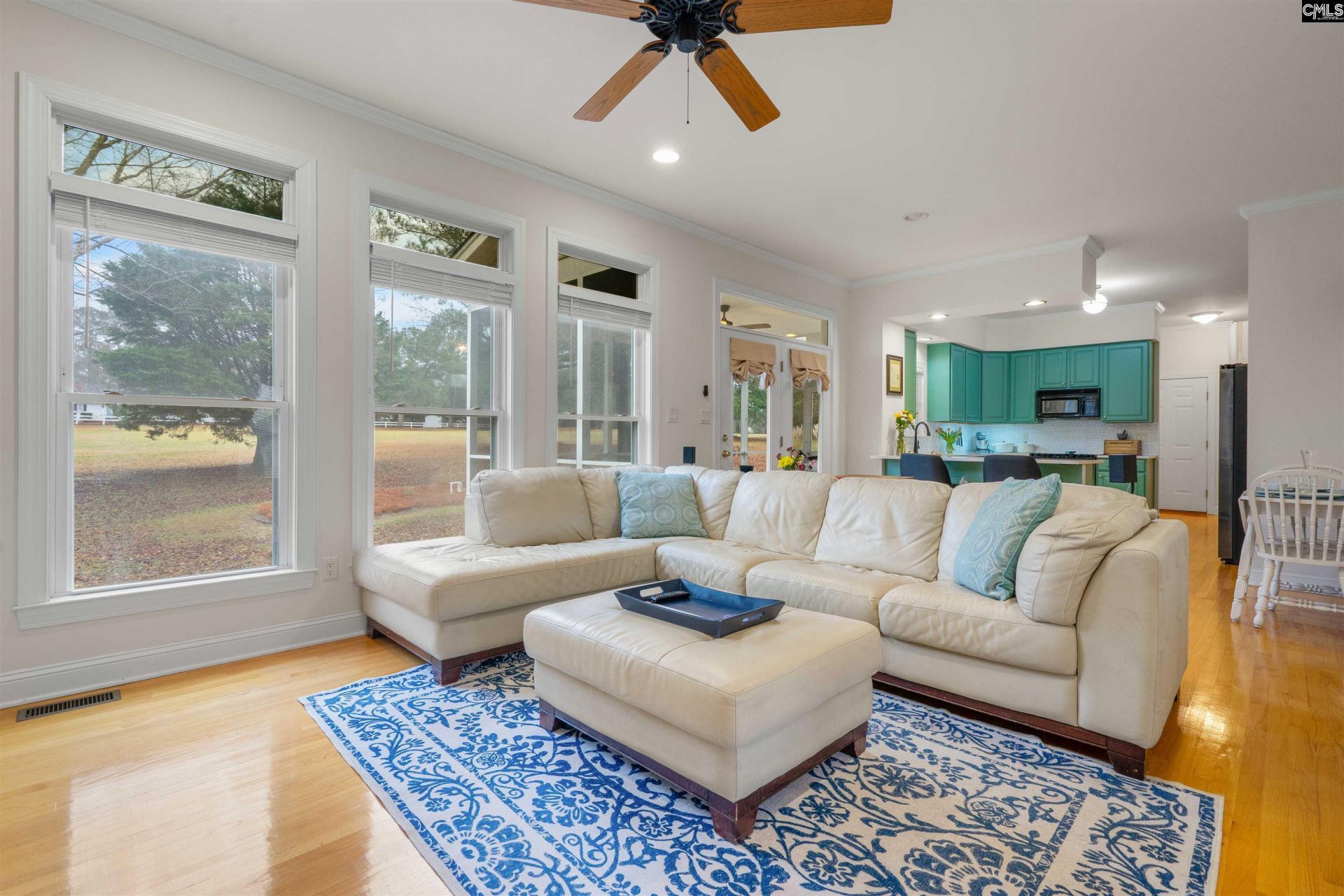 1480 Country Club Circle  Photo 14