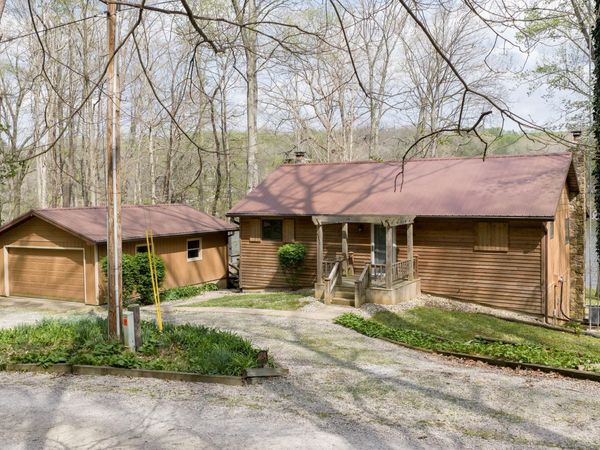 4534 Executive Drive, Spencer, IN 47460