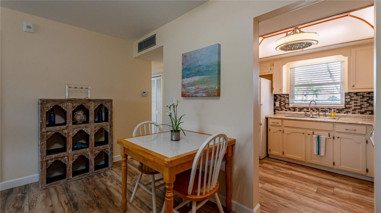 5020 Brittany Drive S, Unit 125, Saint Petersburg, FL 33715 Photo