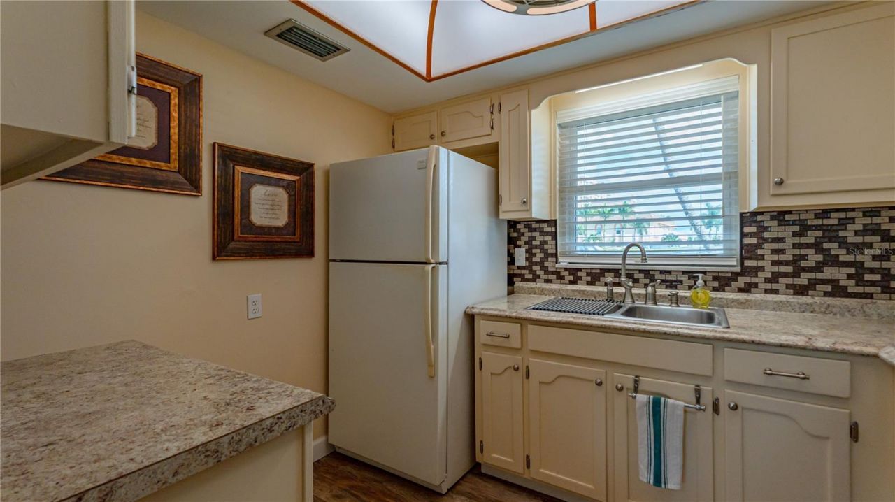 5020 Brittany Drive S, Unit 125, Saint Petersburg, FL 33715 Photo