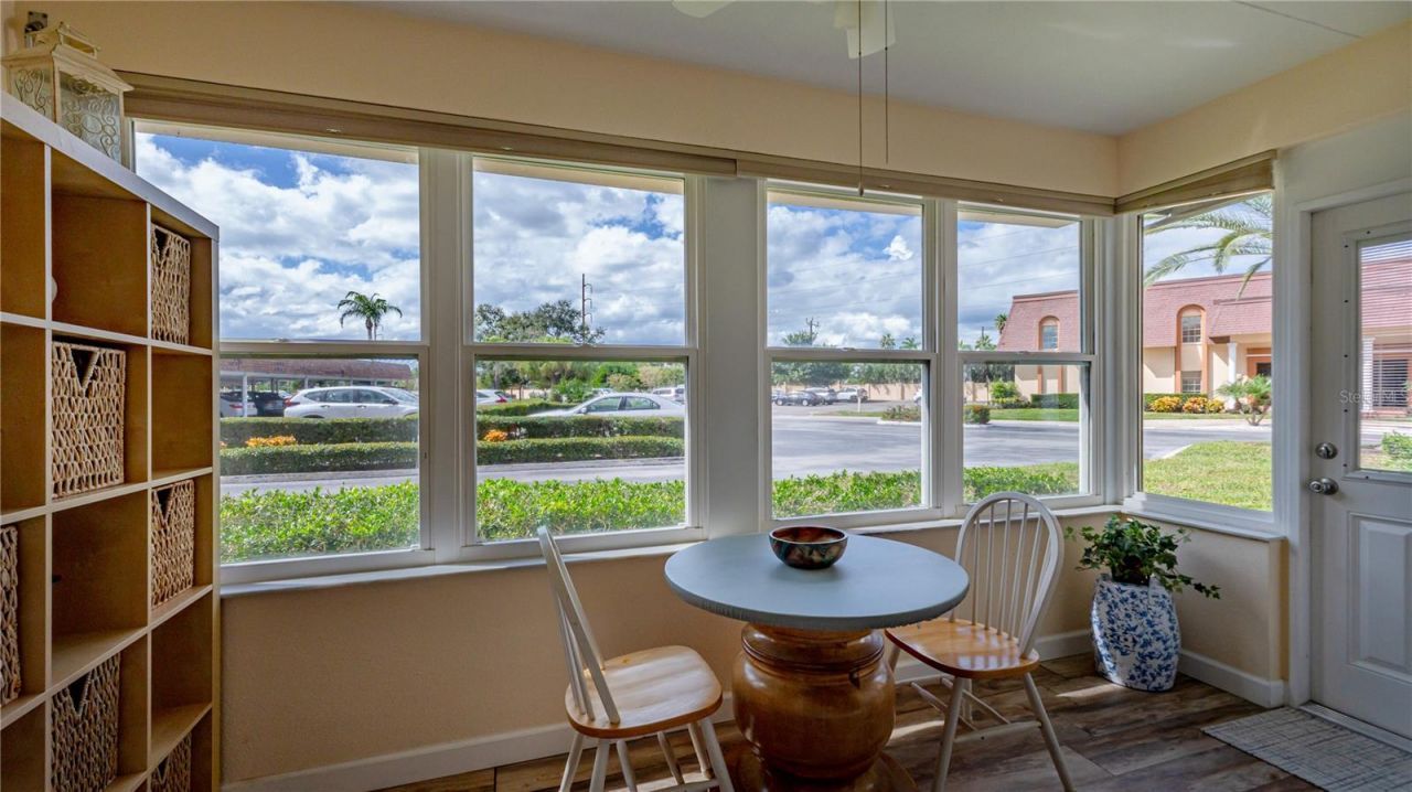 5020 Brittany Drive S, Unit 125, Saint Petersburg, FL 33715 Photo