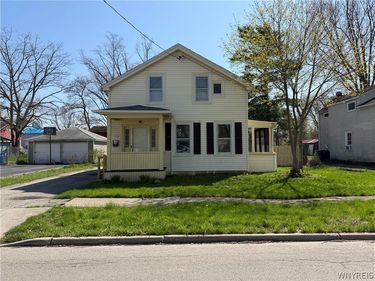 122 Erie Street , Lockport, NY 14094