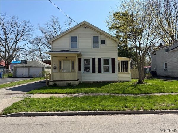 122 Erie Street , Lockport, NY 14094
