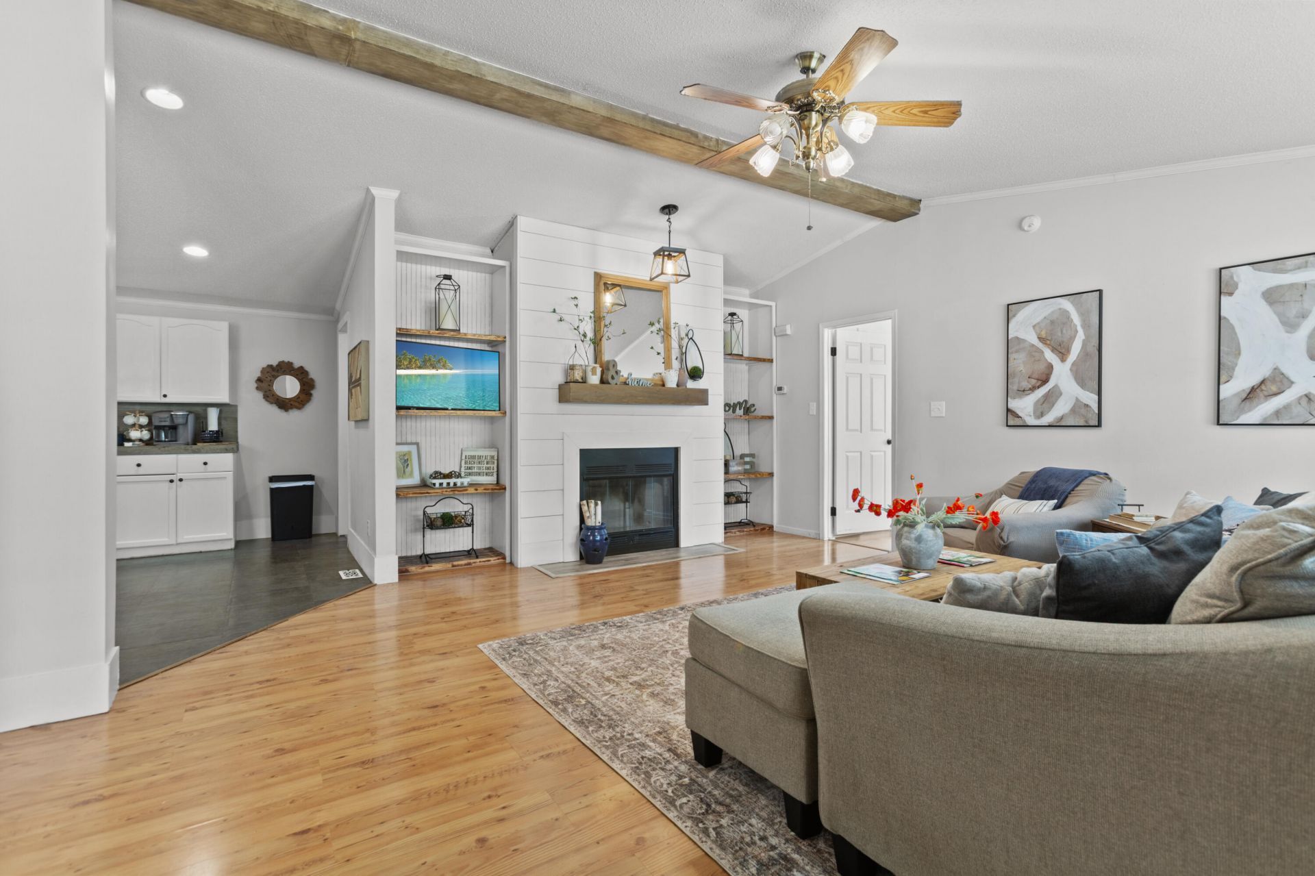 2367 Brick Road Photo 15