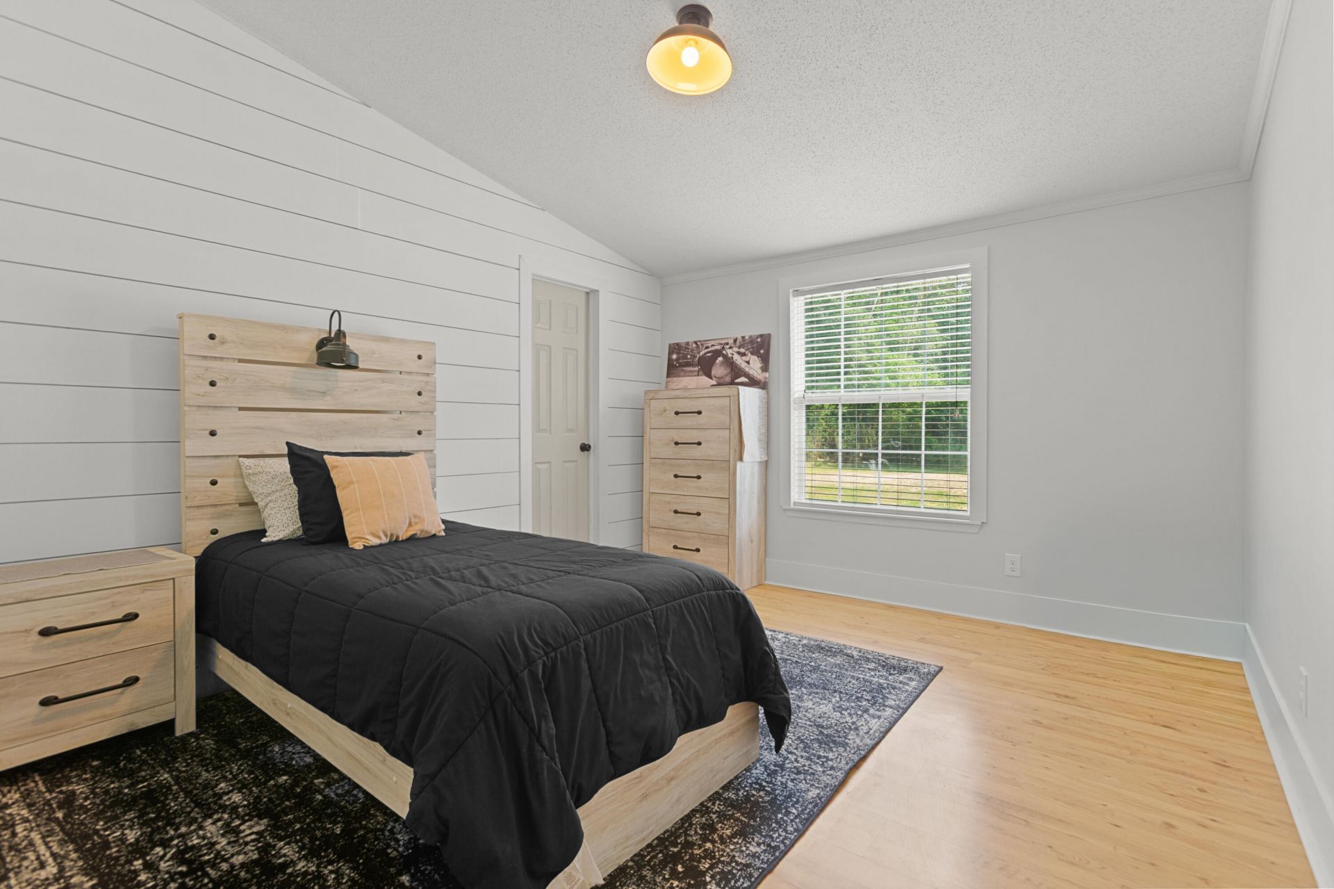 2367 Brick Road Photo 21
