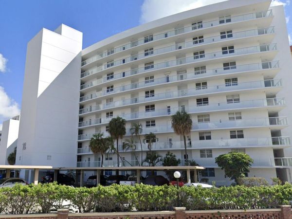 2731 NE 14th Street Causeway, Unit 405, Pompano Beach, FL 33062