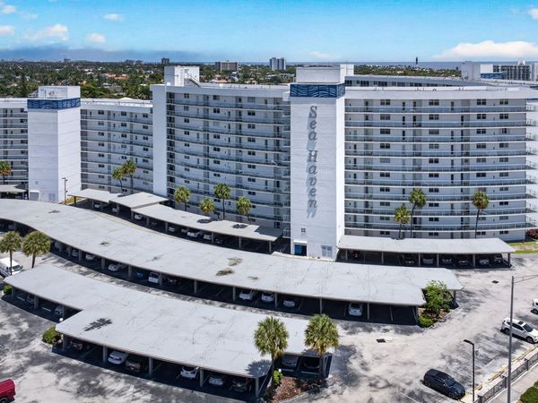 2731 NE 14th Street Causeway, Unit 405, Pompano Beach, FL 33062