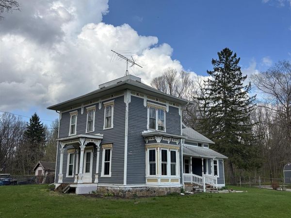 3748 Black , Adrian, MI 49221