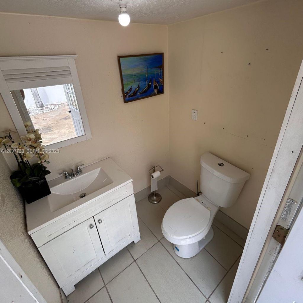221 NE 24th St , Pompano Beach, FL 33064 Photo