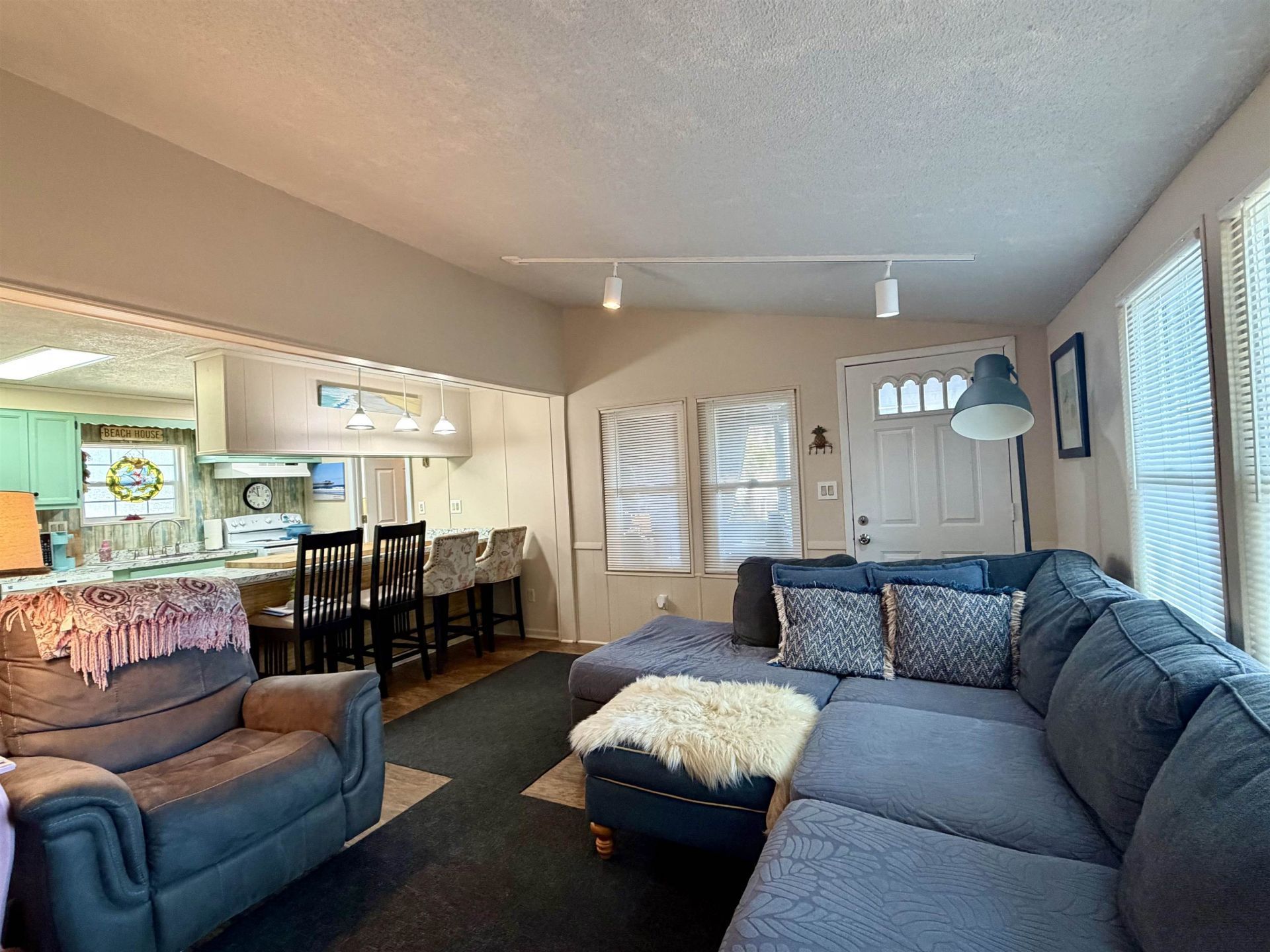 305 Sanddollar Dr.  Photo 7