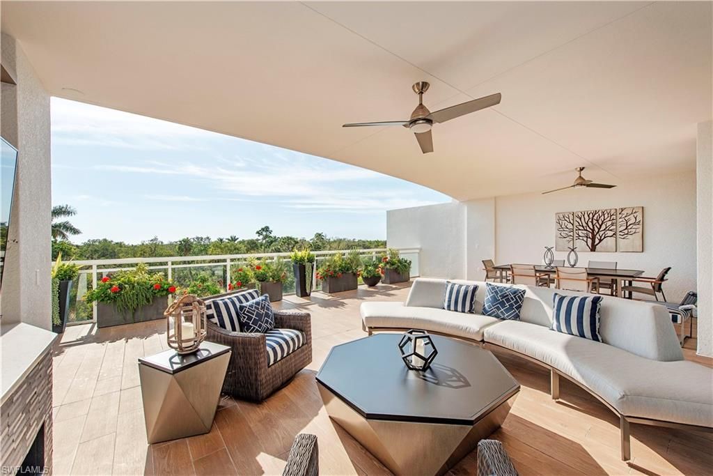 13915 Old Coast Rd , Unit 302, Naples, FL 34110 Photo