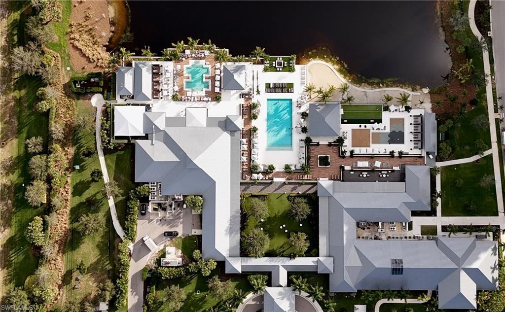 13915 Old Coast Rd , Unit 302, Naples, FL 34110 Photo