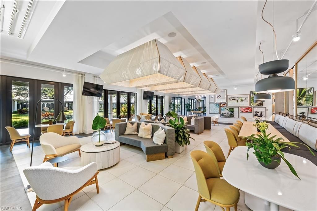 13915 Old Coast Rd , Unit 302, Naples, FL 34110 Photo