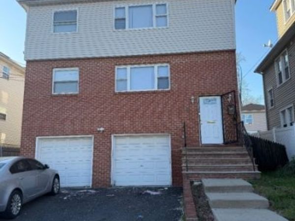 1486 Hiawatha Ave, Hillside, NJ 07205