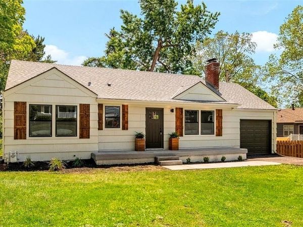 6111 W 58th Street, Mission, KS 66202